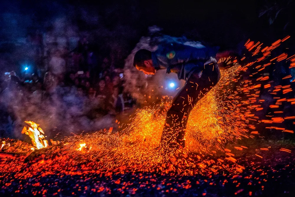 Lễ hội nhảy lửa Hà Giang – Sự kiện độc đáo của người Pà Thẻn