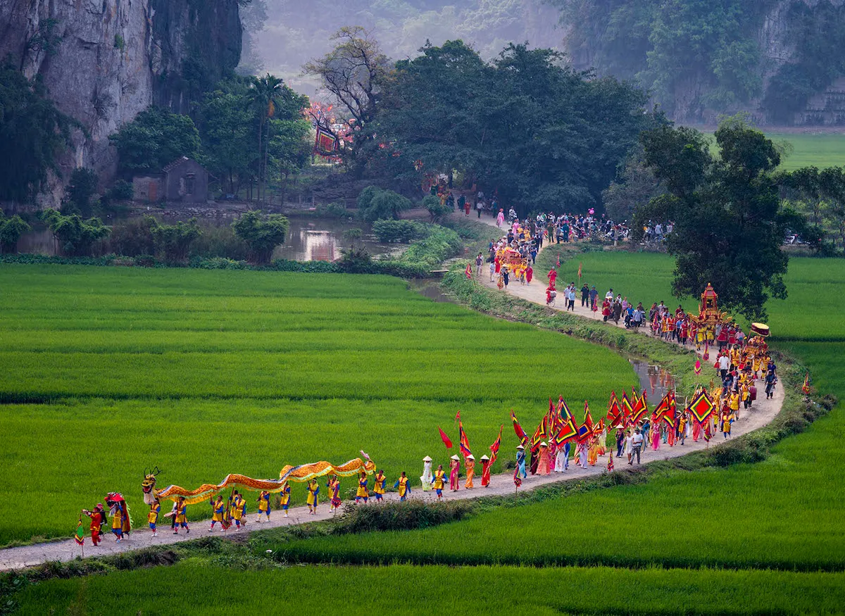 Lễ hội Ninh Bình – Vùng đất linh thiêng với nhiều lễ hội đặc sắc