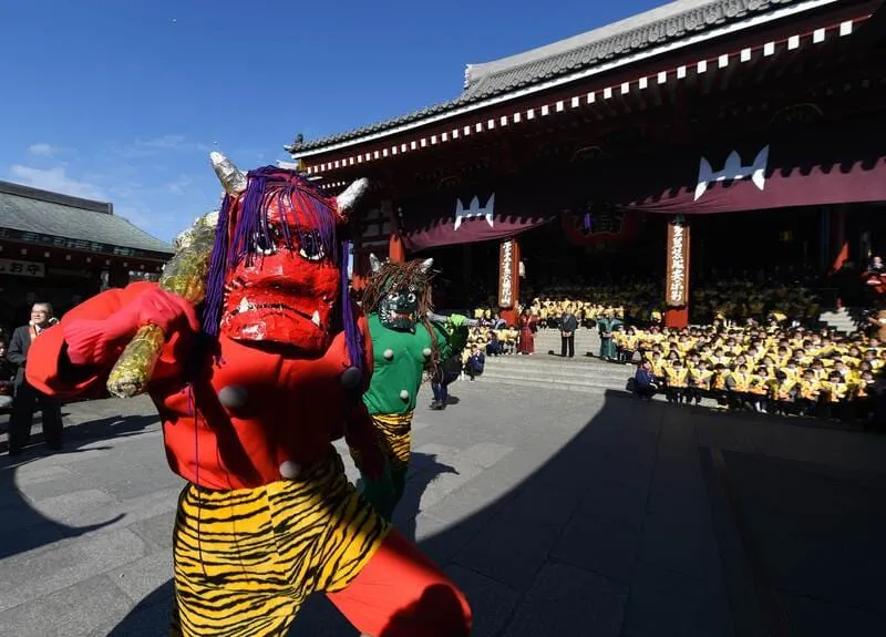 Lễ hội Setsubun ném đậu xua đuổi tà ma tại Nhật Bản