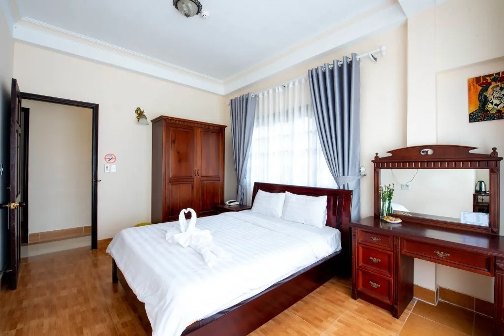 Le Petit Paris Dalat Hotel, góc Paris thơ mộng giữa thành phố Đà Lạt