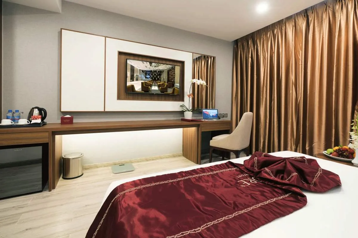 LeMore Hotel Nha Trang – Khách sạn 4 sao sở hữu hồ bơi chân mây cao nhất Nha Trang