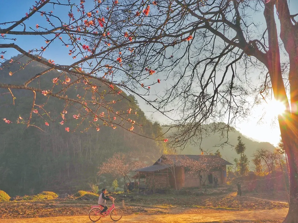 Lịch trình trekking và chèo Kayak trên cao nguyên đá, bạn đã biết chưa?