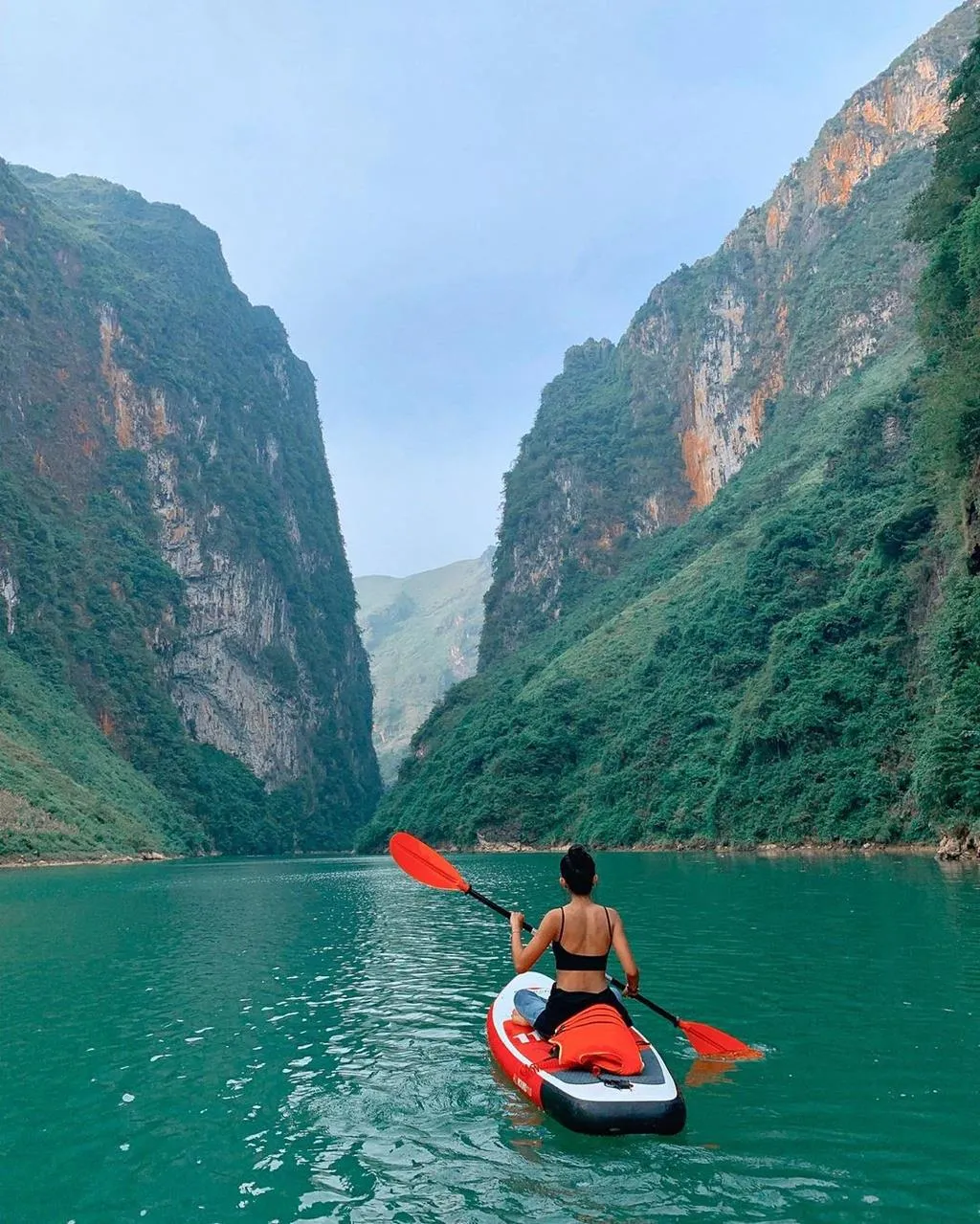 Lịch trình trekking và chèo Kayak trên cao nguyên đá, bạn đã biết chưa?