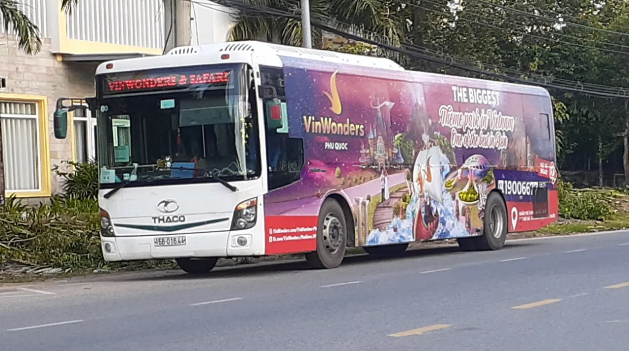 Lịch trình xe bus Phú Quốc tuyến VinWonders và Vinpearl Safari