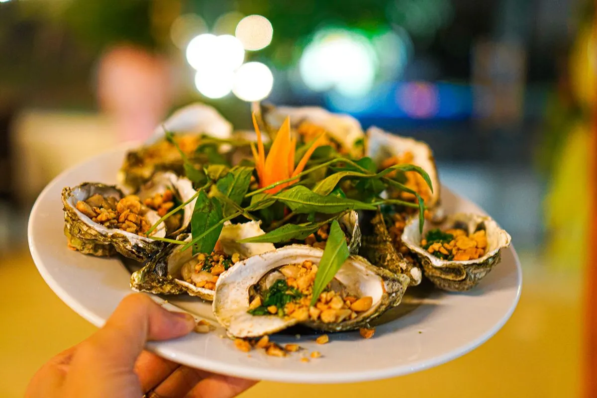 Long Beach Restaurant Phú Yên – Nhà hàng trên bãi biển siêu xịn