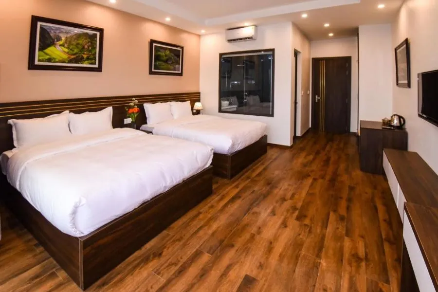 Lotus Hotel Ninh Bình, khách sạn 4 sao với view đầm sen cực đẹp