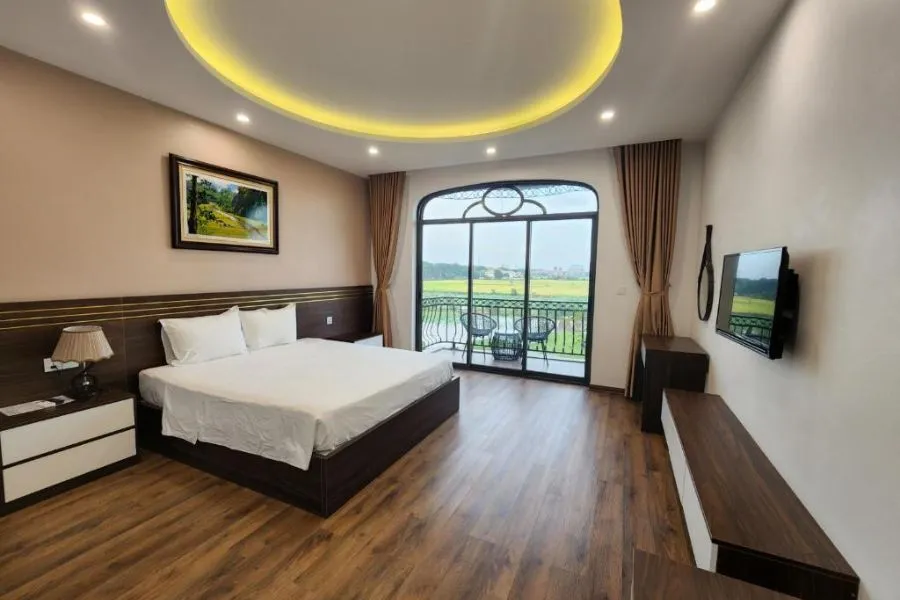 Lotus Hotel Ninh Bình, khách sạn 4 sao với view đầm sen cực đẹp