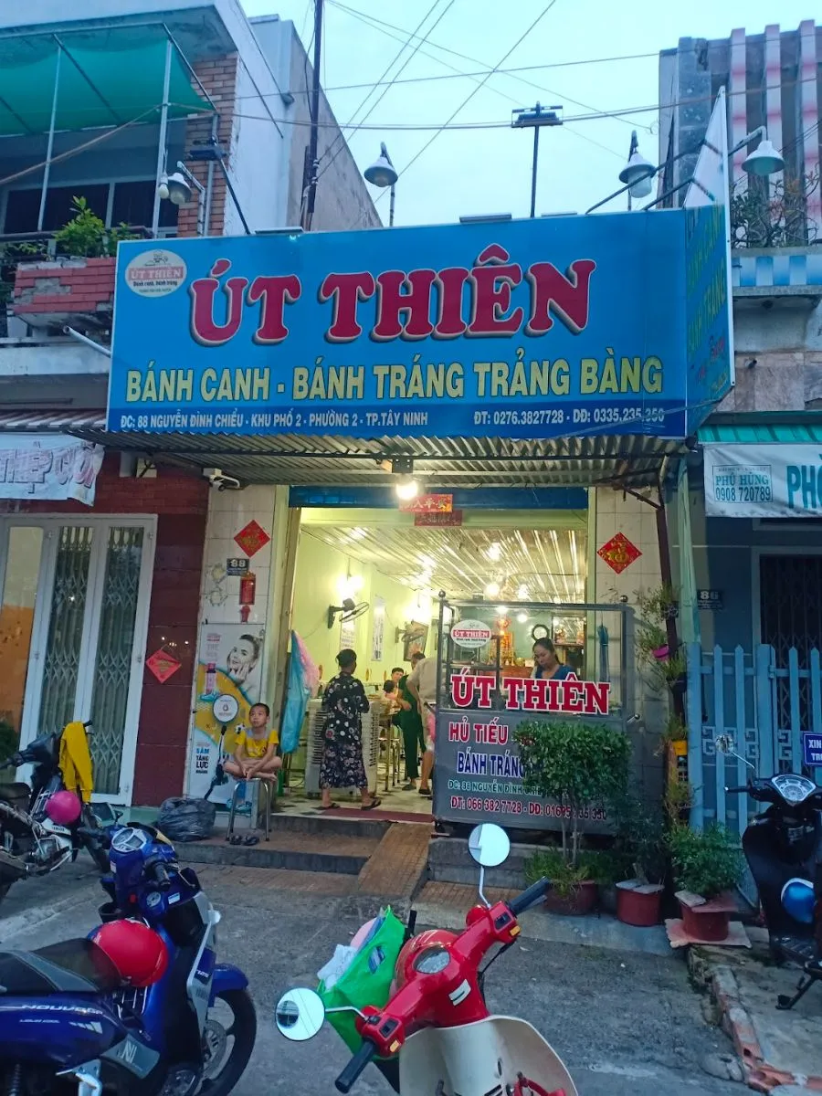 Mê mẩn Bánh canh Trảng Bàng Út Thiên với hương vị thơm ngon