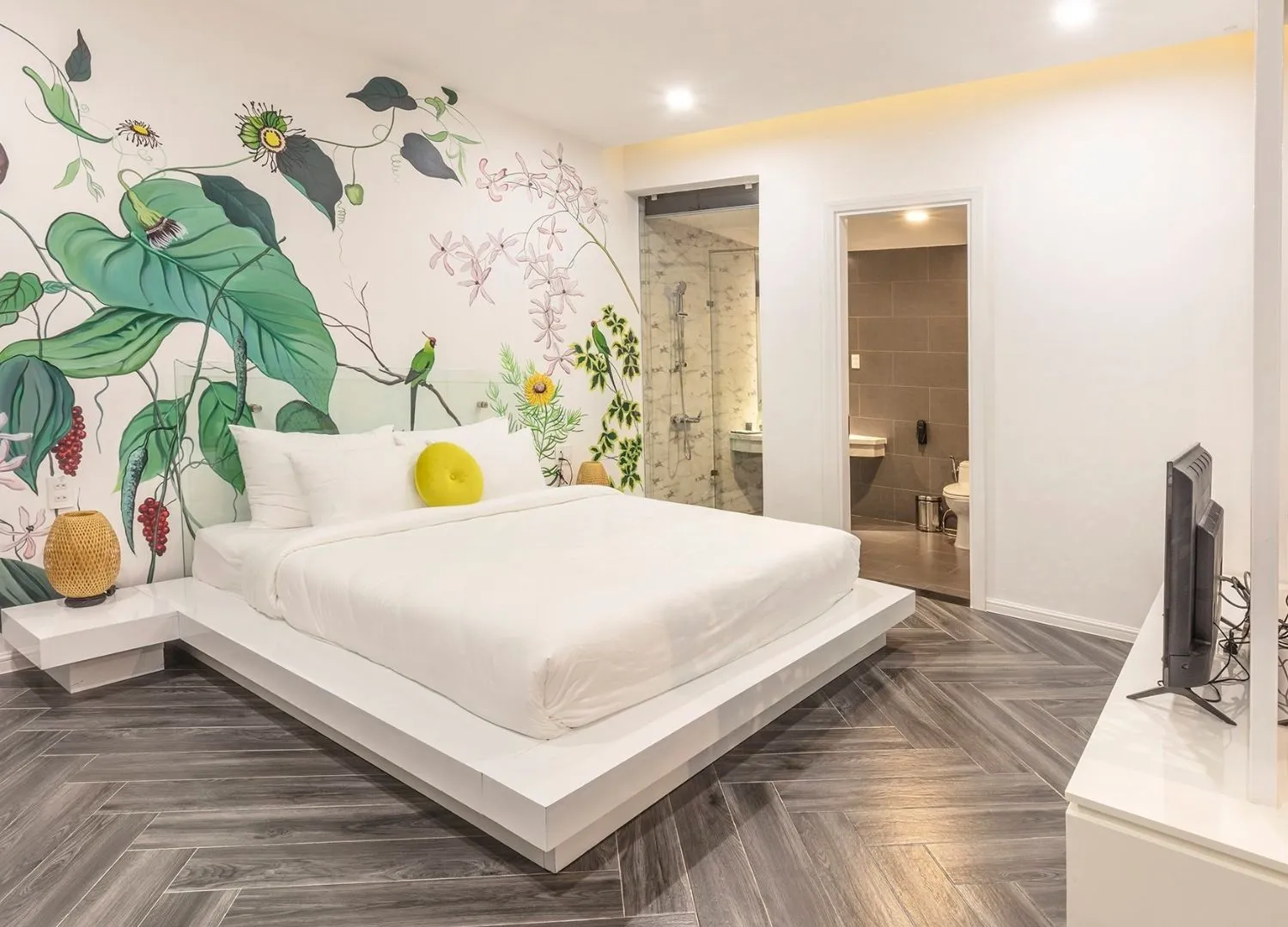 Mê mẩn Lens Hotel sang trọng, lộng lẫy nơi xứ sở sương mù