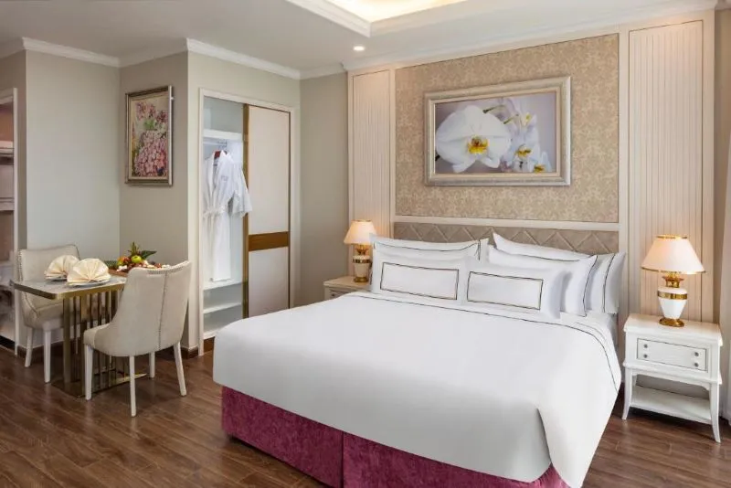 Melia Vinpearl Nha Trang Empire, điểm lưu trú chuẩn 5 sao ngay trung tâm thành phố