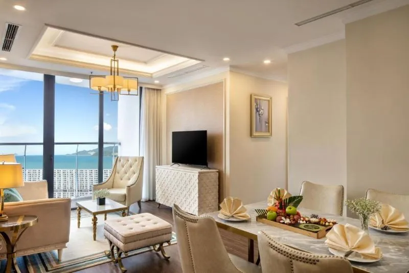 Melia Vinpearl Nha Trang Empire, điểm lưu trú chuẩn 5 sao ngay trung tâm thành phố