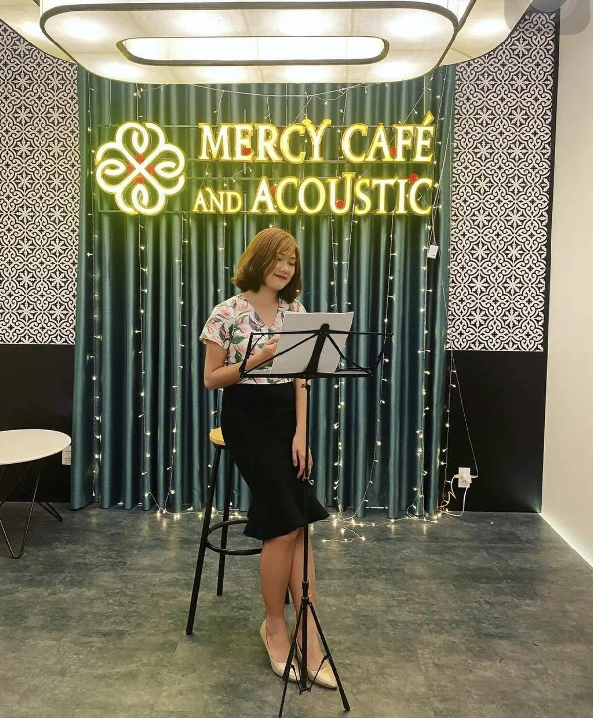 Mercy Café and Bread – Không gian âm nhạc cực chill tại phố Mê Linh