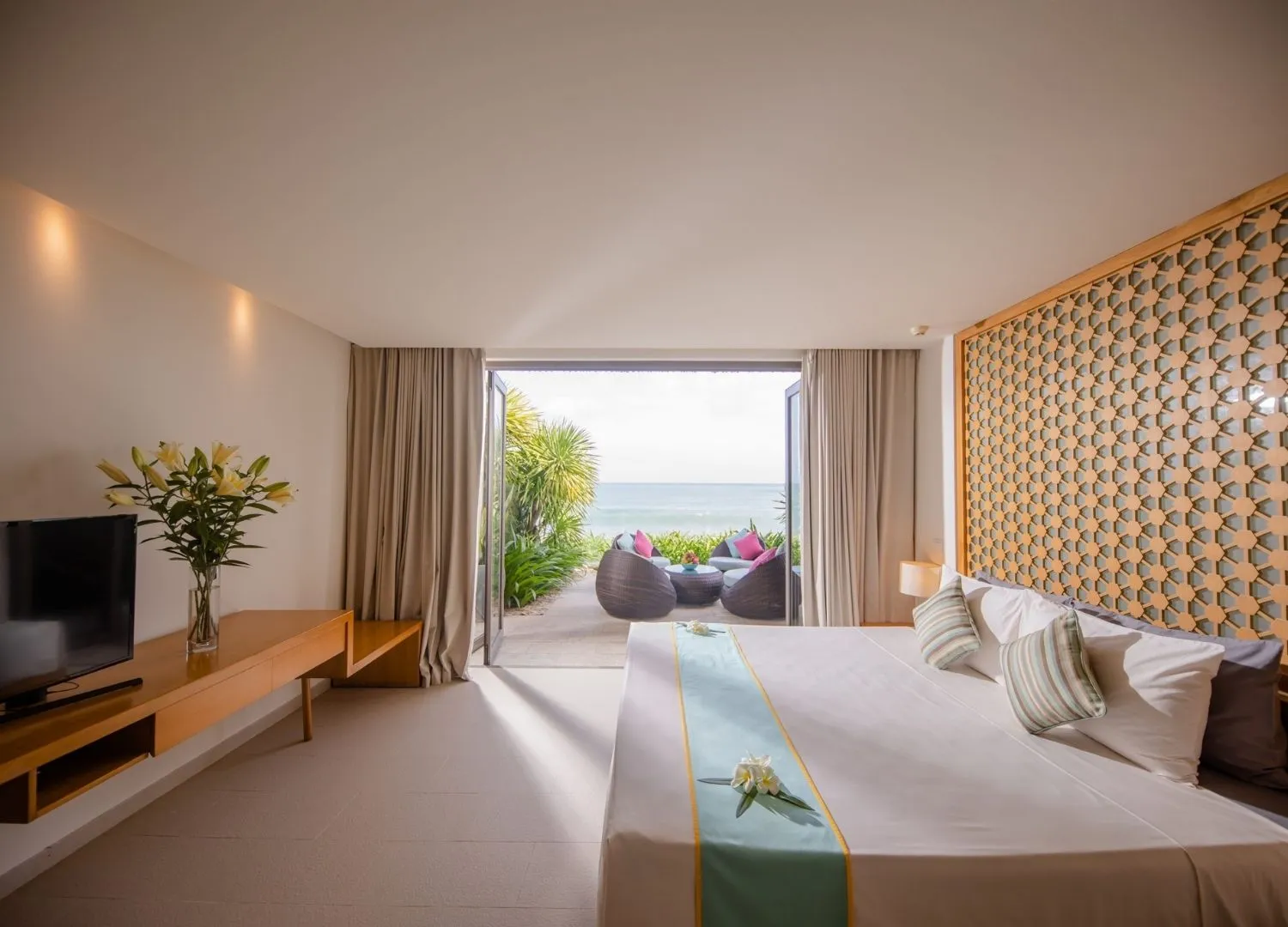 Mia Resort Nha Trang khu nghỉ dưỡng xanh trải dài bên sườn núi