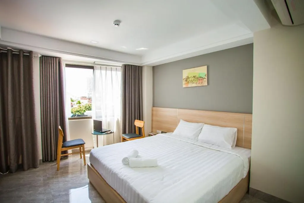 Moonlight Bay Nha Trang Hotel – Khách sạn 2 sao với phong cách Châu Âu hiện đại