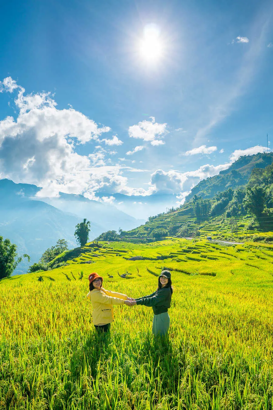 Một mùa vàng Y Tý huyền ảo giữa đại ngàn Tây Bắc nên thơ