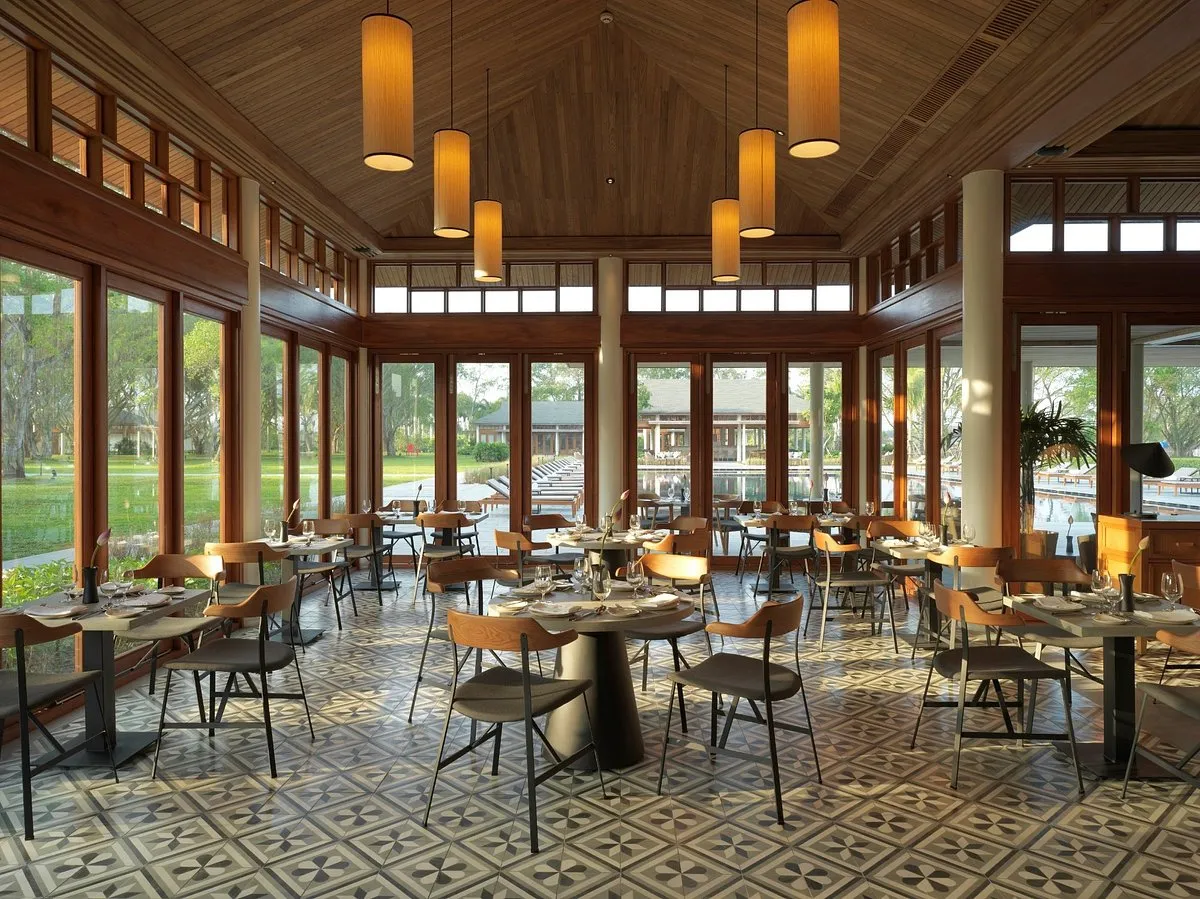 Một thoáng bình yên tại nhà hàng The Café Resort Azerai Cần Thơ