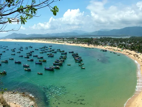 Mùa hè thiên đường tại Bãi Đại Lãnh Nha Trang