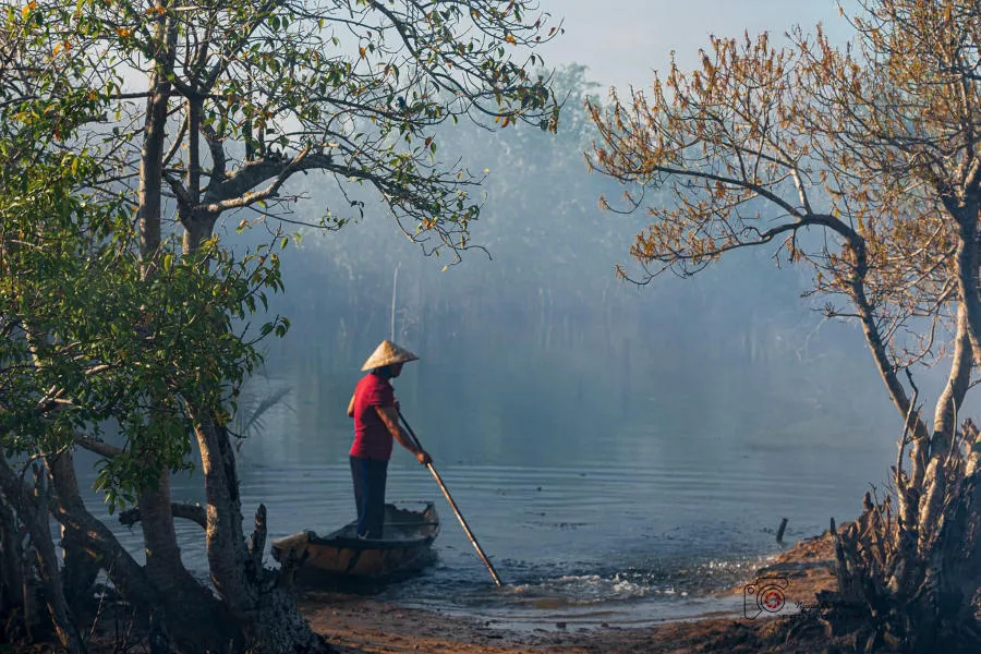 Mùa thu ở Huế thơ mộng qua từng khung ảnh đầy nghệ thuật