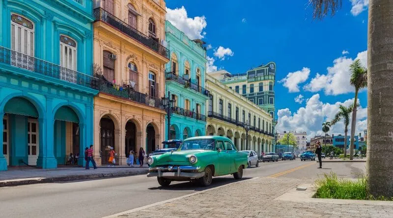 Nét đẹp đầy ngẫu hứng của Havana, thủ đô Cuba bên bờ Caribbean