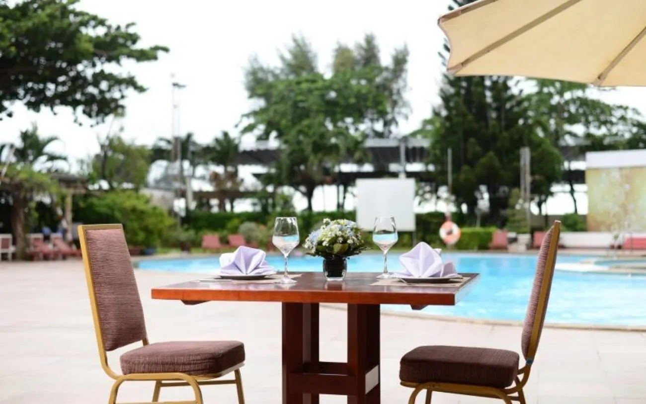 Ngắm nhìn vẻ đẹp cổ điển của Rex Hotel Vũng Tàu