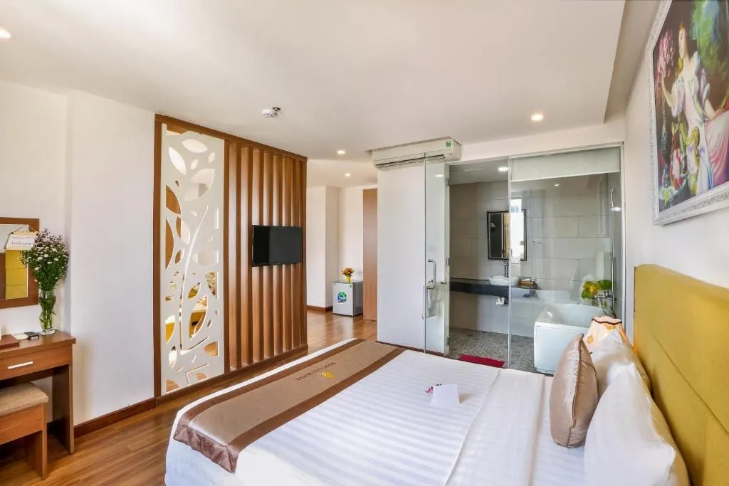 Ngọc Lan Hotel, đoá hoa xinh đẹp giữa lòng thành phố biển