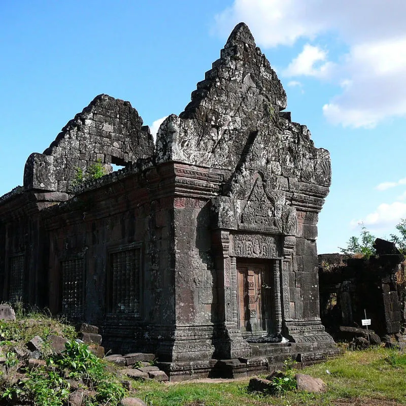 Ngôi đền Wat Phou linh thiêng và cổ xưa nhất tại Lào