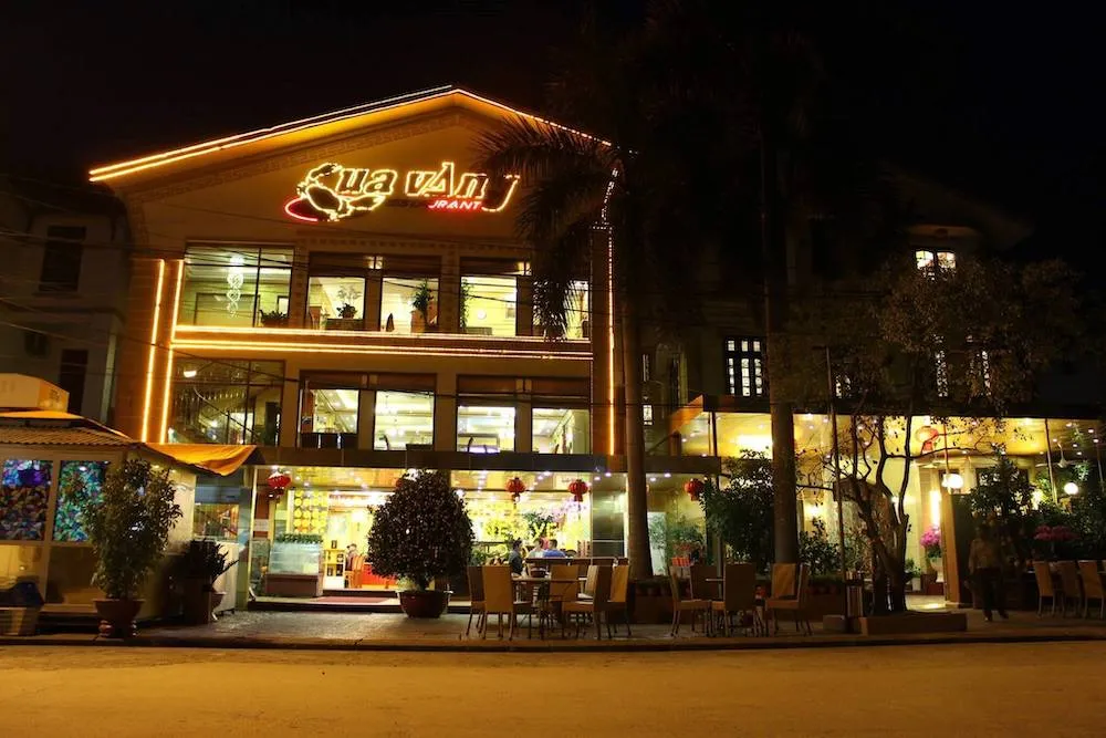 Nhà hàng Cua Vàng Bãi Cháy – Nhà hàng duy nhất ở Việt Nam có món này