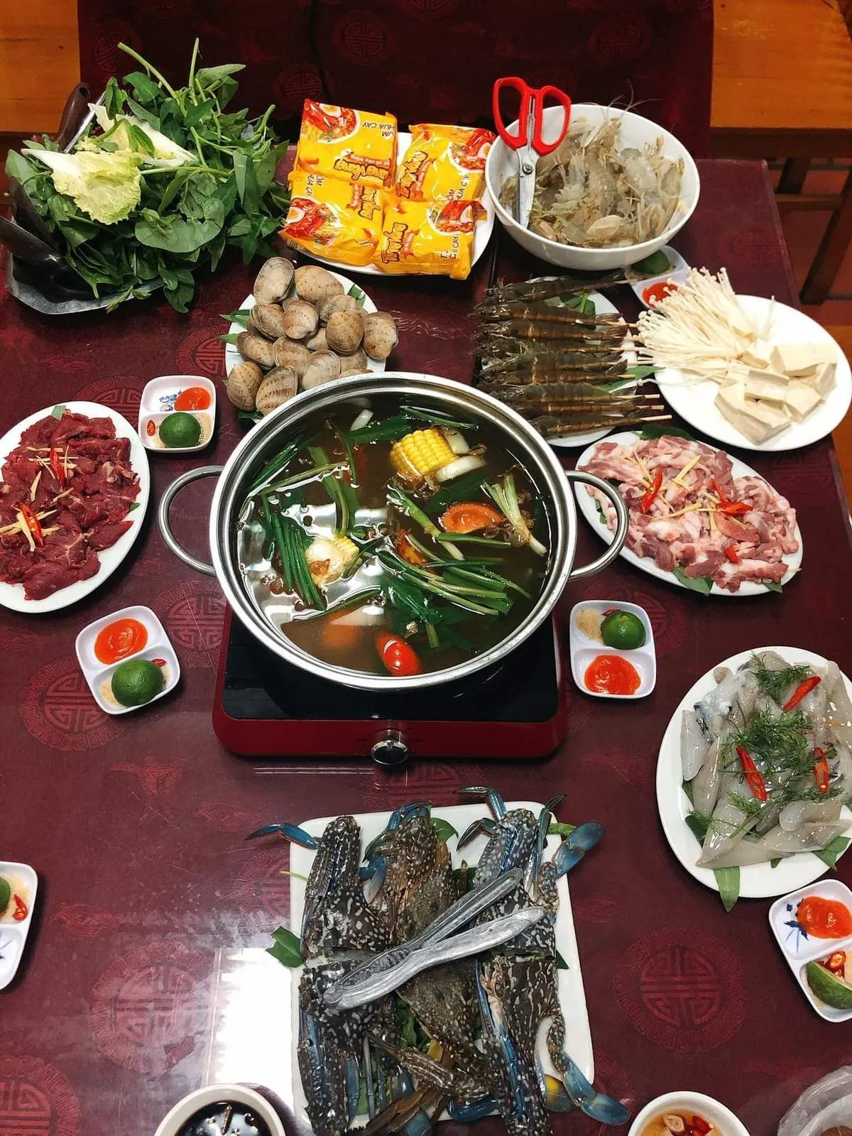 Nhà hàng Hồng Minh Hạ Long – Team mê ẩm thực nhất định phải xem bài viết này
