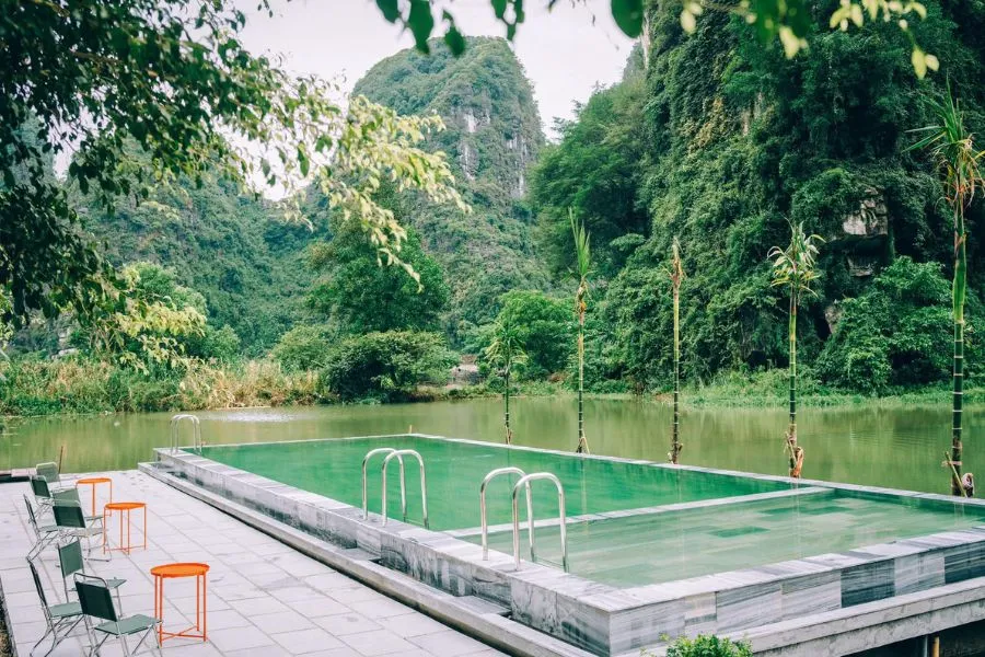 Ninh Binh Valley Homestay, bãi biển thu nhỏ sau lưng đồi