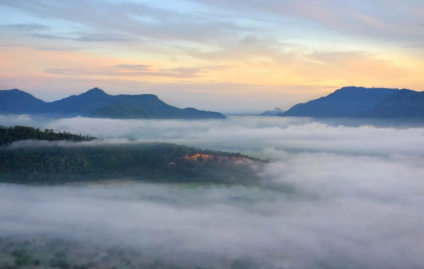 Núi Cô Tô An Giang nơi mở ra cánh cổng thiên đường tuyệt mỹ