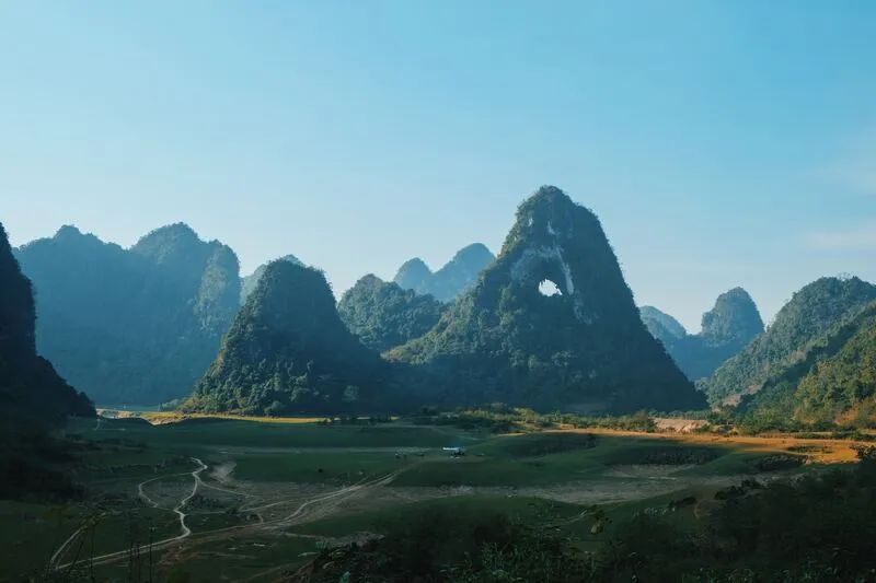 Núi Mắt Thần, món quà địa chất ban tặng cho cao nguyên Hà Giang