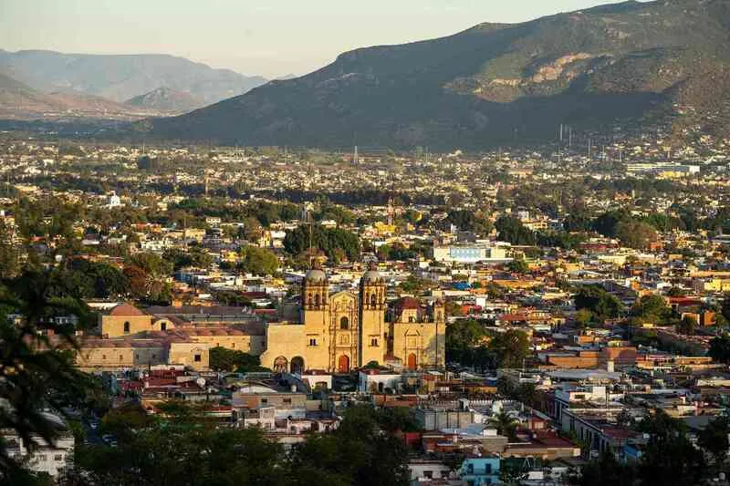 Oaxaca thung lũng rực rỡ nét văn hóa bản địa ở Mexico