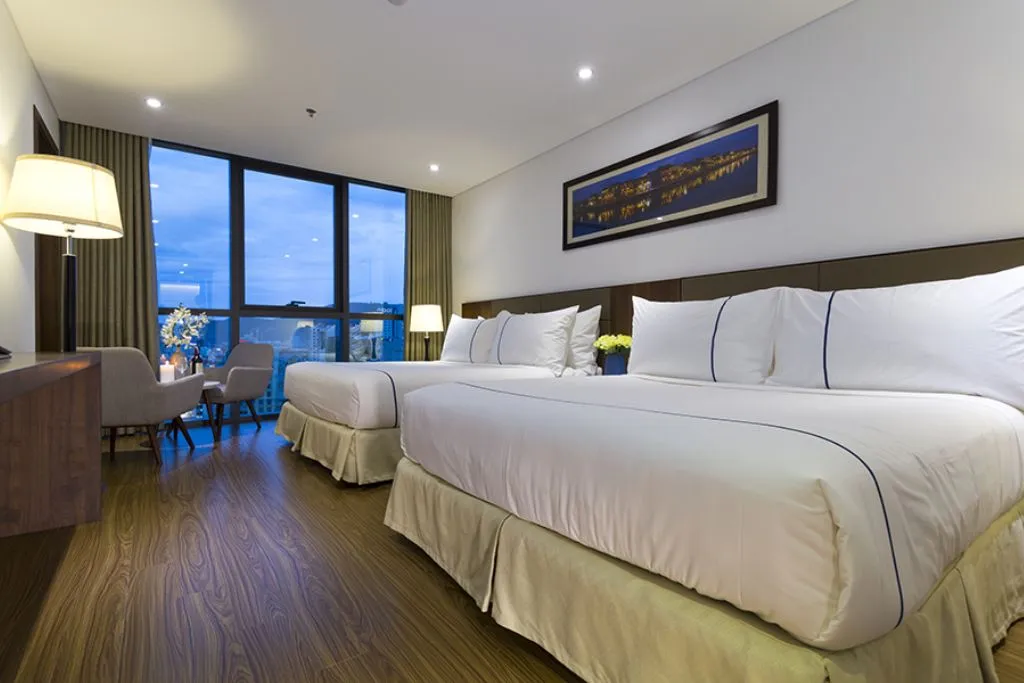 Pavilion Hotel, không gian nghỉ dưỡng cao cấp bên bờ biển xanh