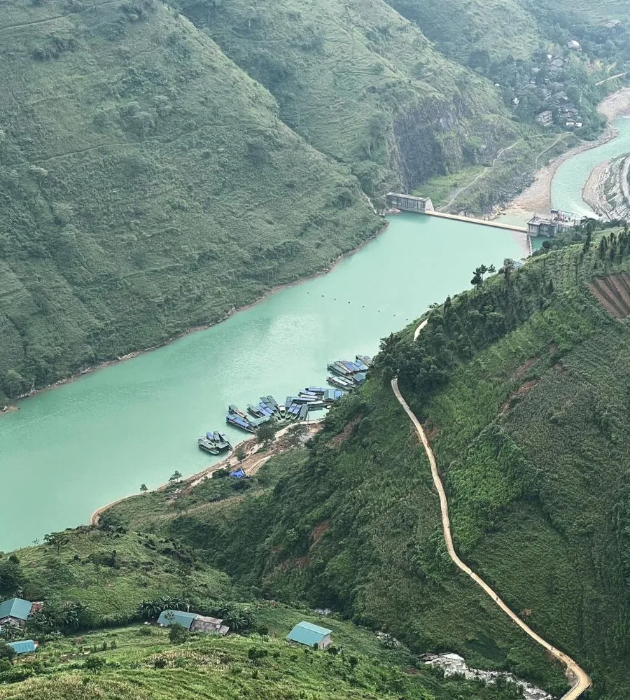 Phượt Hà Giang một mình, chuyến đi thanh xuân đáng thử nơi cao nguyên đá