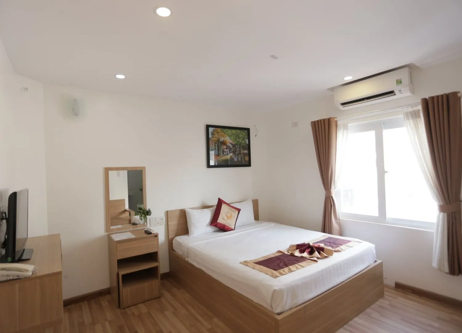 Prince Hotel – Khách sạn 3 sao gần bãi biển Nha Trang