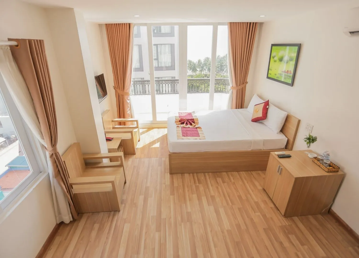 Prince Hotel – Khách sạn 3 sao gần bãi biển Nha Trang