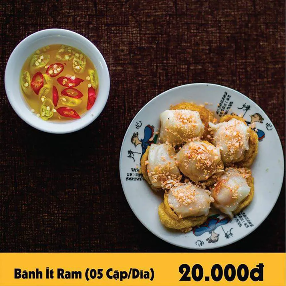 Quán Bánh Bà Chi 1964 – Hương vị Huế nồng đượm trong từng chiếc bánh