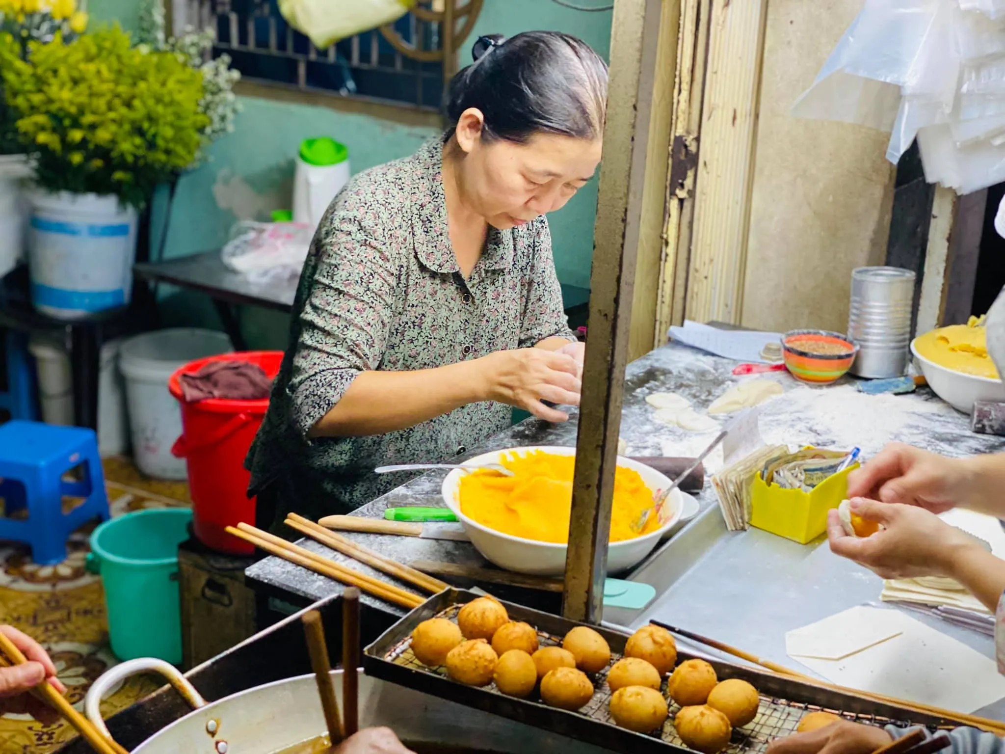 Quán bánh tiêu Vũng Tàu – Ăn miếng bánh thôi mà còn tùy theo duyên số, lạ à nhen!