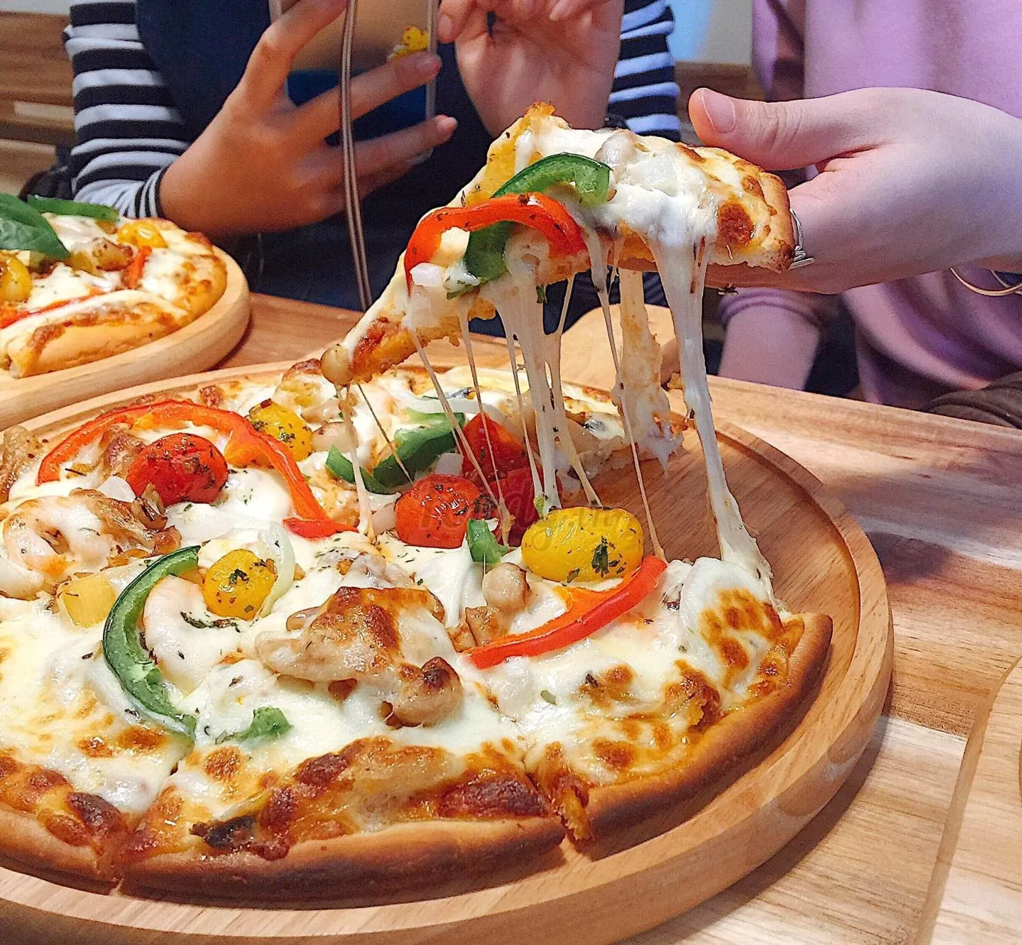 Quán Pizza Candle Cần Thơ hé lộ bí quyết níu giữ bước chân thực khách