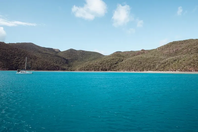 Rạn san hô Great Barrier, tạo tác ngoài khơi xa Queensland