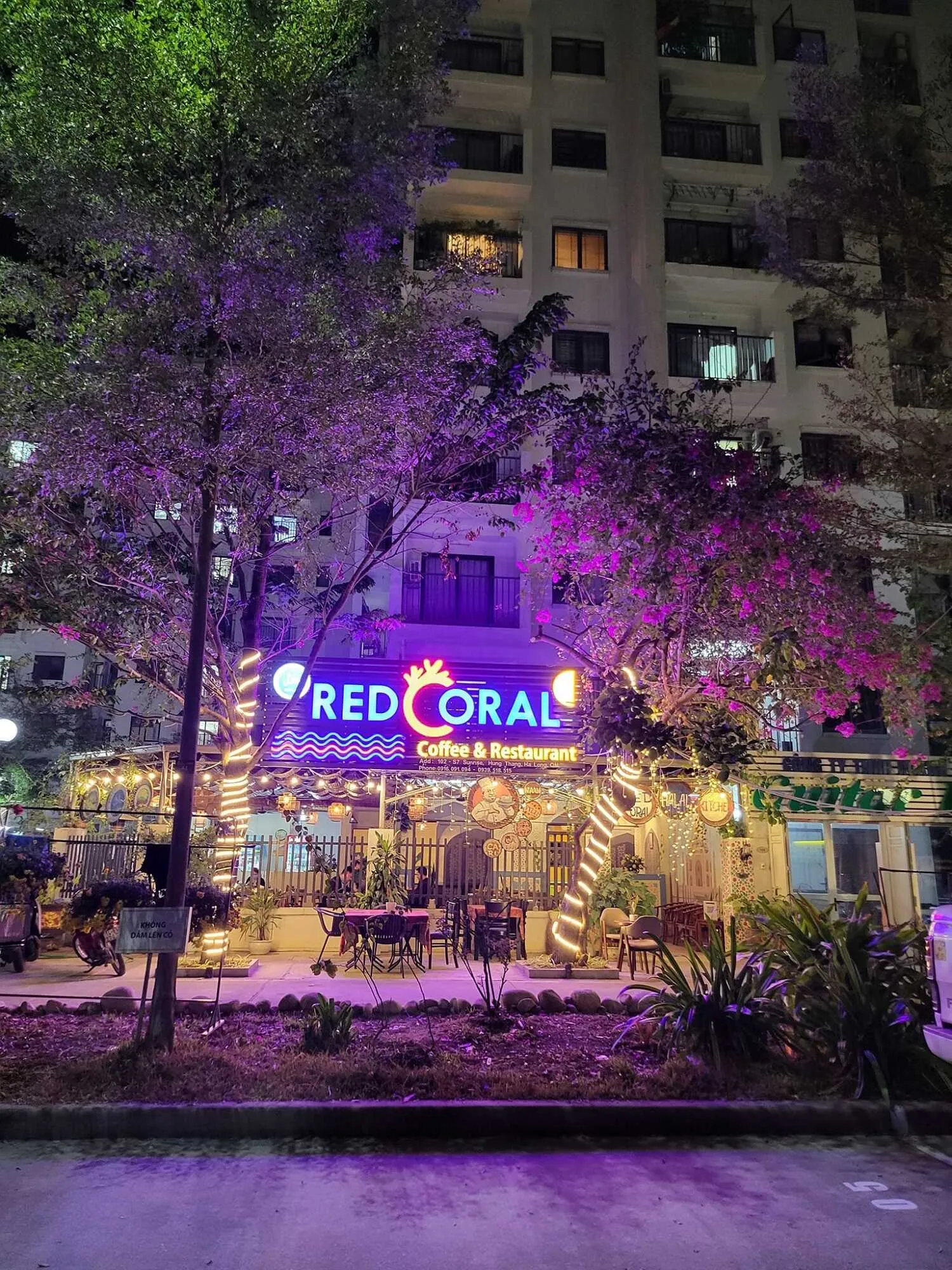 RedCoral Halong Halal Restaurant – Không gian ẩm thực Trung Đông đầy mới lạ tại Hạ Long