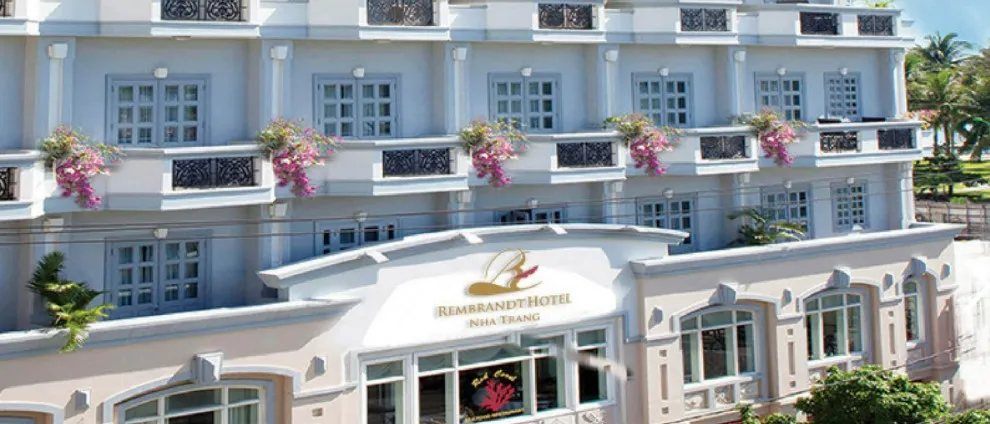 Rembrandt Hotel Nha Trang mang phong cách châu Âu cổ kính