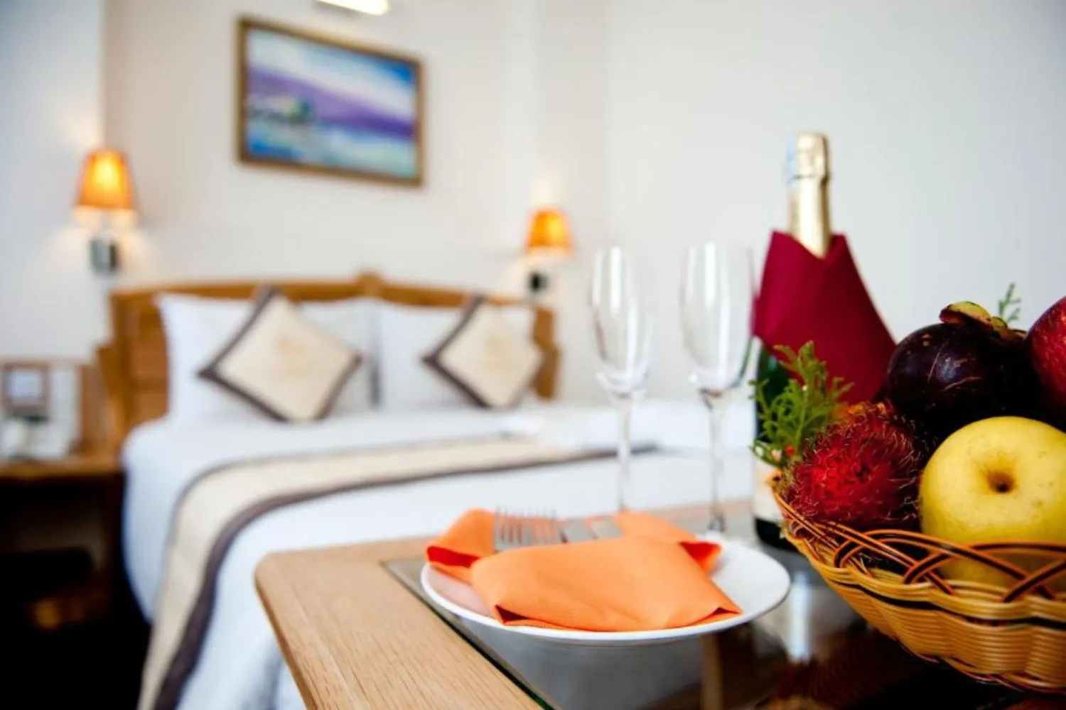 Romance Hotel mang giai điệu ngọt ngào, êm dịu bên bờ sông Hương