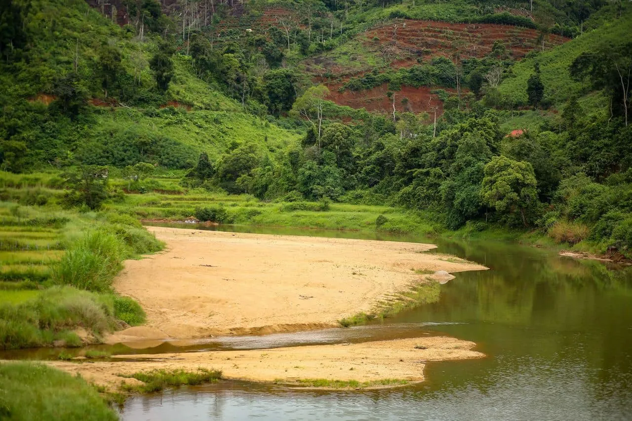 Ruộng bậc thang làng Kon Tu Rằng bình yên trên cao nguyên thơ mộng