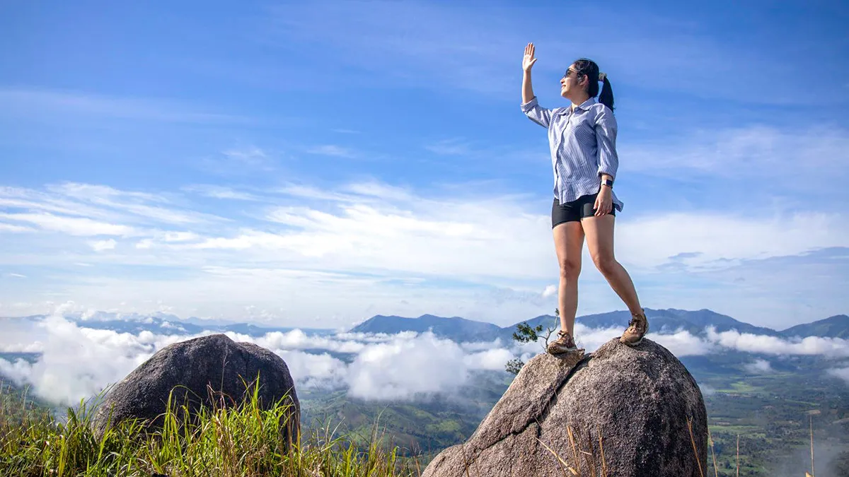 Săn mây trên đỉnh Chư Hreng, trải nghiệm khó quên tại Kon Tum