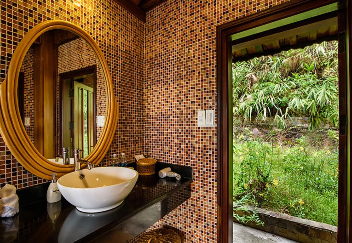 Sankofa Village Hill Resort and Spa, không gian resort cổ điển đầy cảm hứng