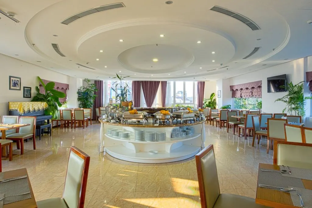 Sea Phoenix Hotel Da Nang, vẻ đẹp quyến rũ giao thoa giữa văn hoá Đông – Tây