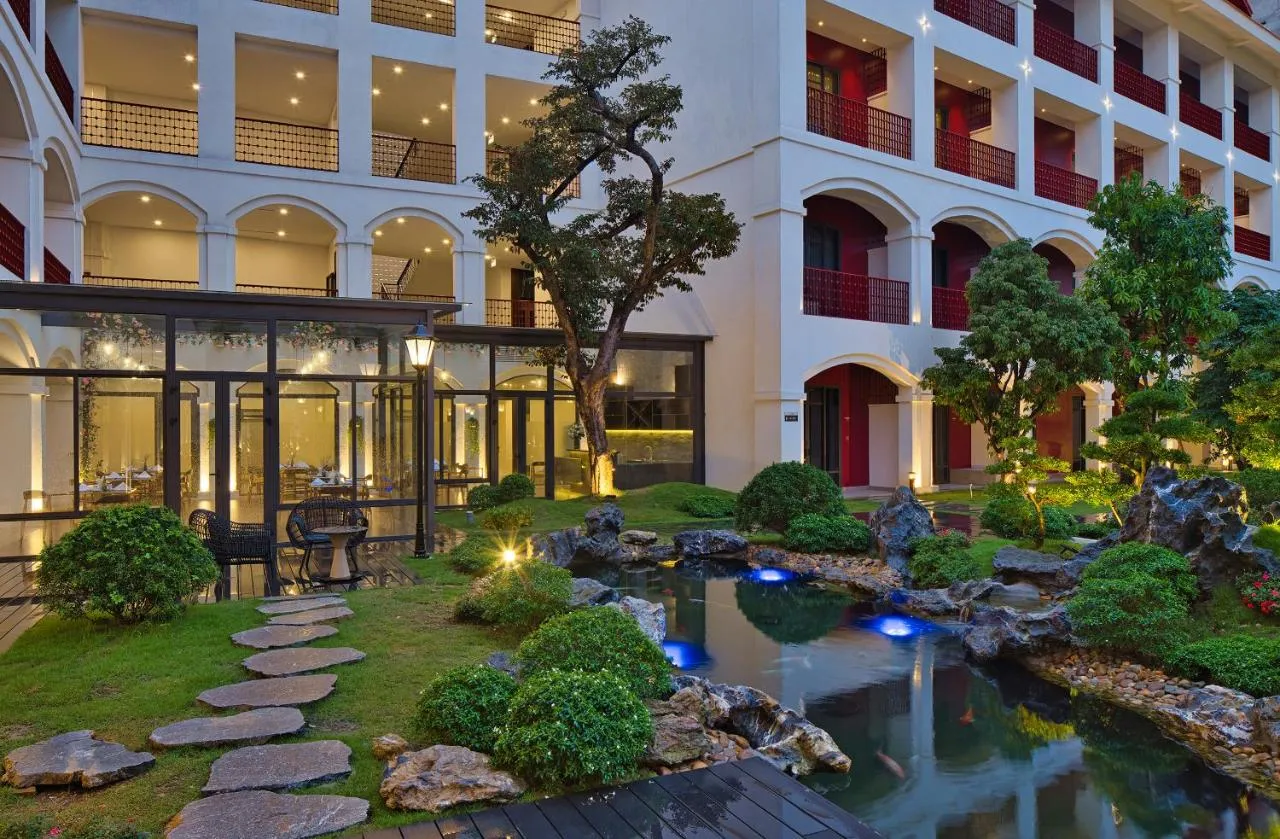 Senna Hue Hotel, đem ốc đảo thiên đường về trong cố đô cổ kính