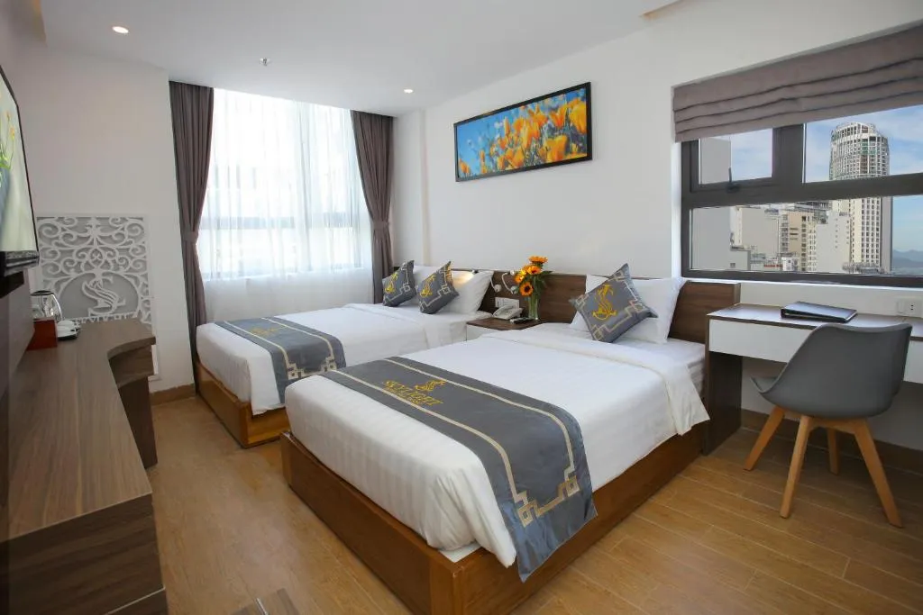 Skylight Hotel Nha Trang – Ngắm nhìn sự sầm uất của phố Tây