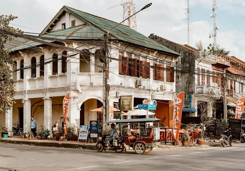 Sống chậm tại Kampot, thị trấn sầu riêng yên ả ở Campuchia